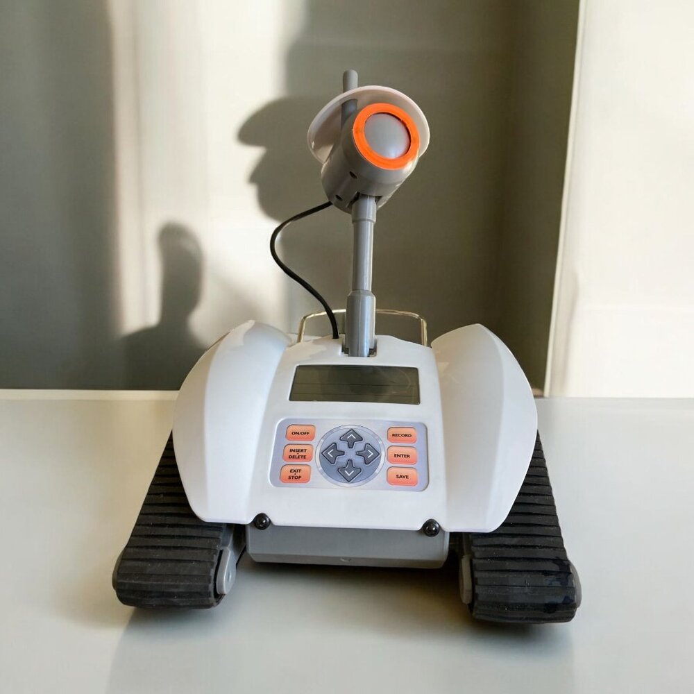 Recon 6.0 Programmable Rover Remote Control Robot With Tracks Coding